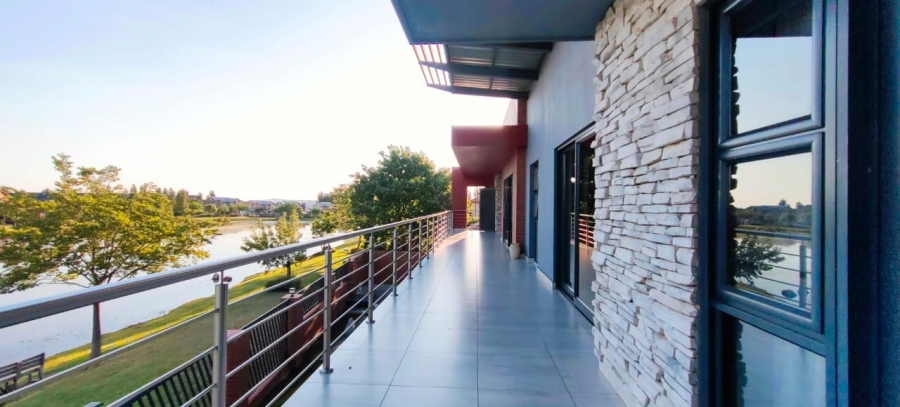 4 Bedroom Property for Sale in Tuscany Ridge North West